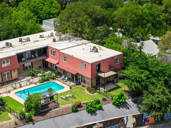 900 S Lamar BLVD #201, Austin, TX 78704