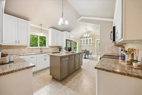 11403 Centennial TRL,  Austin,  TX 78726