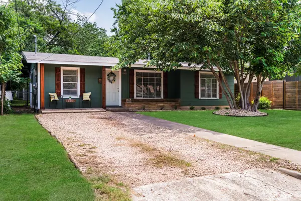1040 Rosemont ST, Austin, TX 78723