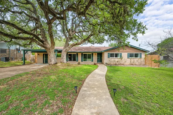 910 Berrywood DR,  Austin,  TX 78753