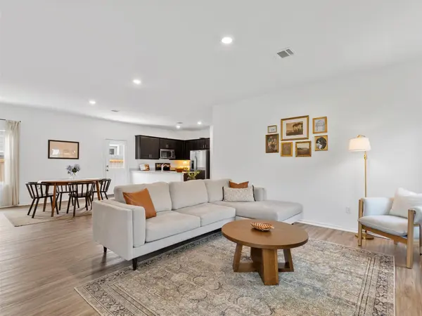 308 Sunfish LN,  Bastrop,  TX 78602