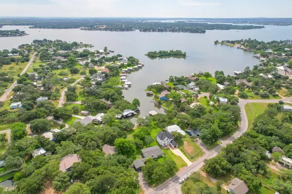 215 Sunrise Dr,  Sunrise Beach,  TX 78643
