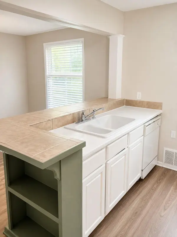 2712 Whitis Ave #B, Austin, TX 78705