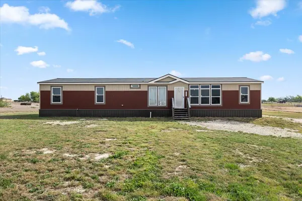 147 Daniel DR,  Bertram,  TX 78605