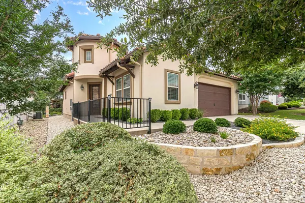 213 Sowing Oak DR, San Marcos, TX 78666