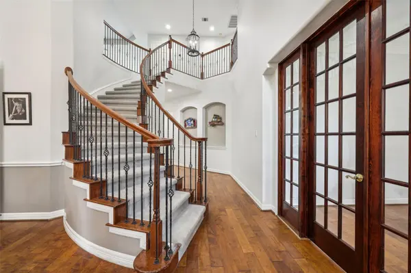 3203 Whispering Woods CT,  Round Rock,  TX 78681