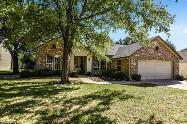 105 Goodwater ST, Georgetown, TX 78633