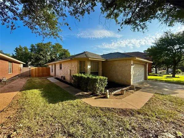 809 Luke LN, Leander, TX 78641