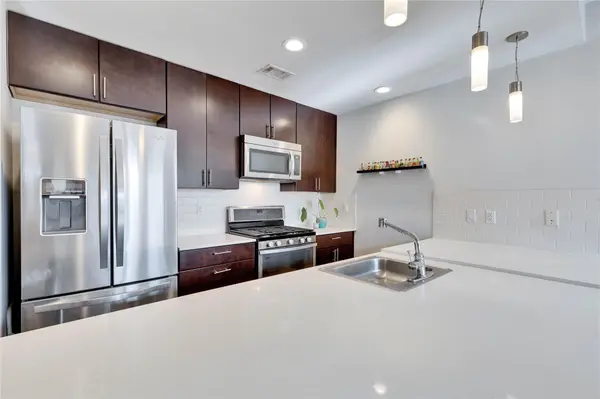 1603 Enfield RD #206,  Austin,  TX 78703