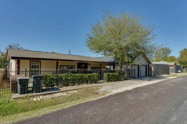 308 Regina DR, Buda, TX 78610