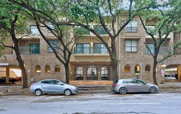 1908 San Antonio ST #313,  Austin,  TX 78705