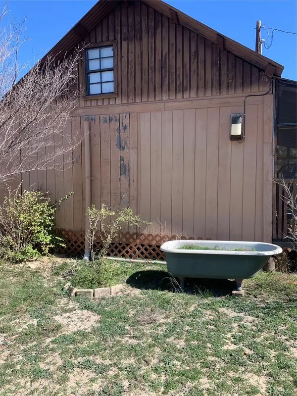 20 CR403 RD,  Goldthwaite,  TX 76844