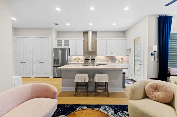 4323 Spicewood Springs RD #6, Austin, TX 78759