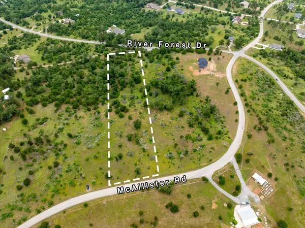 001 McAllister RD, Bastrop, TX 78602