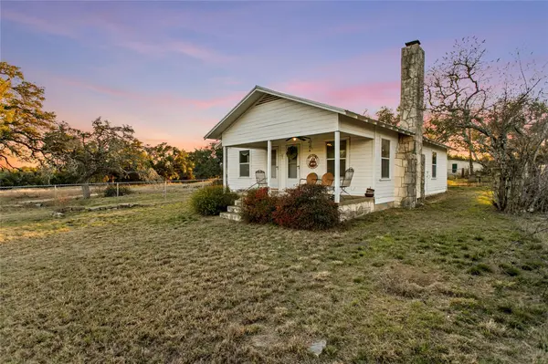 3026 Pursley RD, Dripping Springs, TX 78620