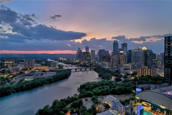 48 East Ave #3201,  Austin,  TX 78701