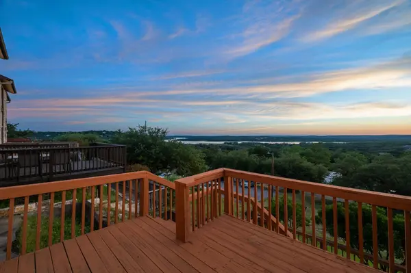 21461 Coyote TRL #7, Lago Vista, TX 78645