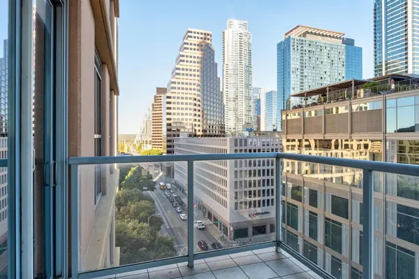 98 San Jacinto BLVD #904,  Austin,  TX 78701