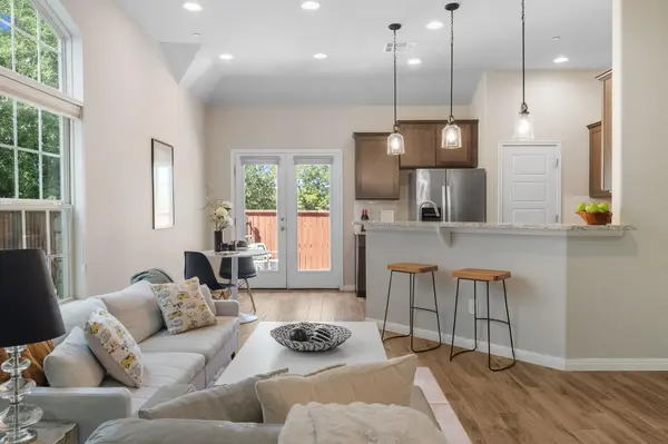 1404 Catalan RD #803,  Austin,  TX 78748
