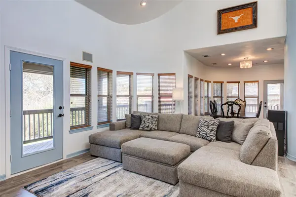 602 Jessie ST, Austin, TX 78704