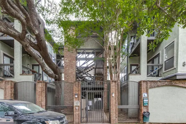 807 W 25th ST #214, Austin, TX 78705