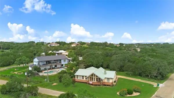 713 Lagoon LOOP,  Horseshoe Bay,  TX 78657