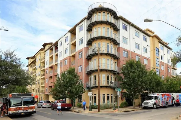 910 W 25th ST #302,  Austin,  TX 78705