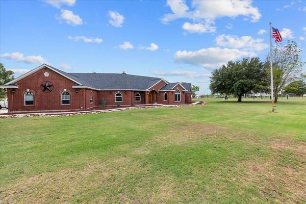 10290 US HWY 87S,  Adkins,  TX 78101