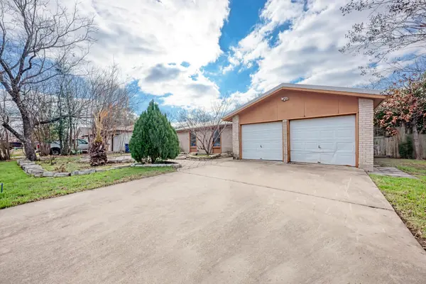 1307 Meadgreen DR,  Austin,  TX 78758
