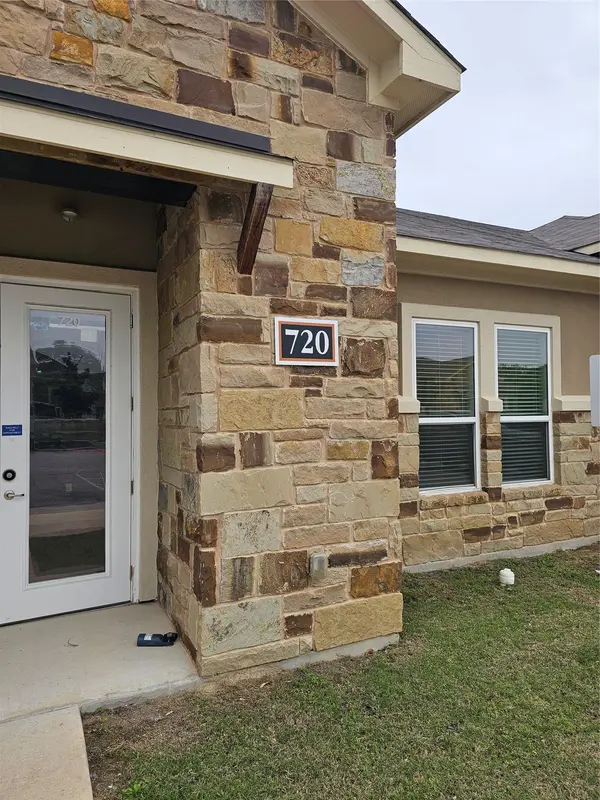 1000 Gattis School RD #720, Round Rock, TX 78664