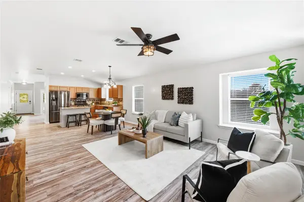 446 Paddington DR, Kyle, TX 78640