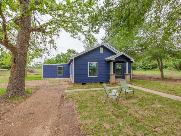 202 N Arendell,  Gause,  TX 77857