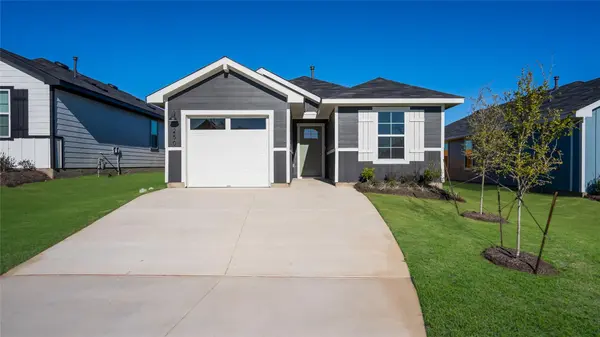 129 Celosia LOOP, Uhland, TX 78640