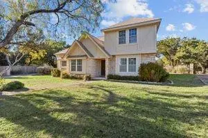 109 Vinca DR, Lakeway, TX 78734