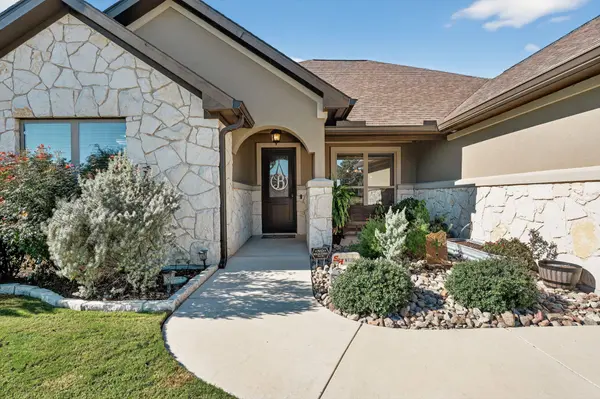 305 Western Sky TRL, Jarrell, TX 76537