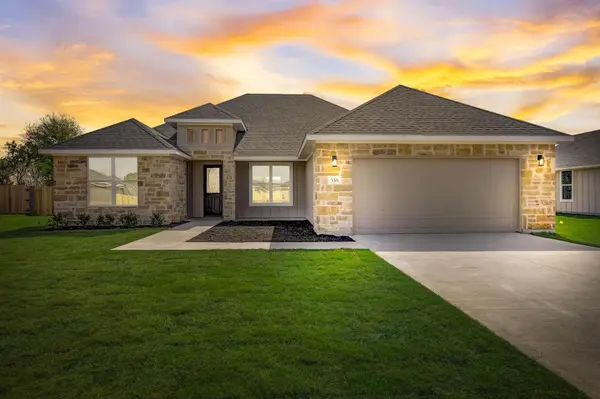 336 Webb ST, Smithville, TX 78957
