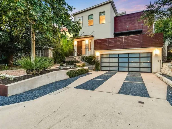 2312 W 8th ST,  Austin,  TX 78703