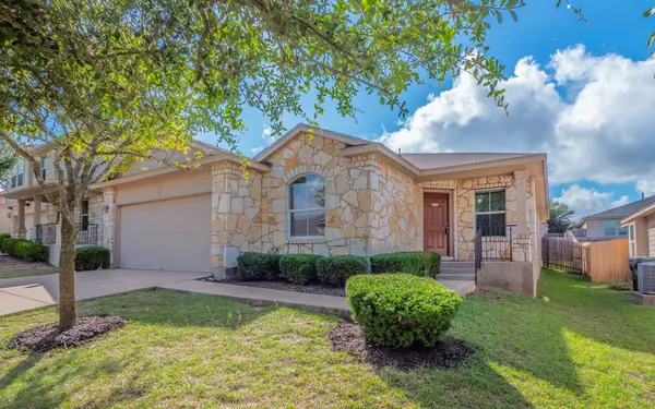 260 Nottingham LOOP, Kyle, TX 78640