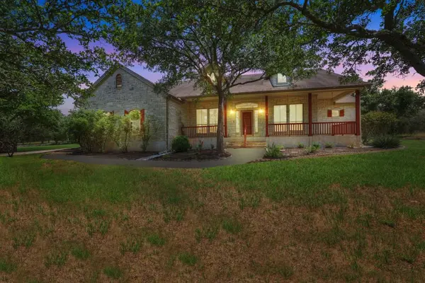 838 Moss Rose LN, Driftwood, TX 78619