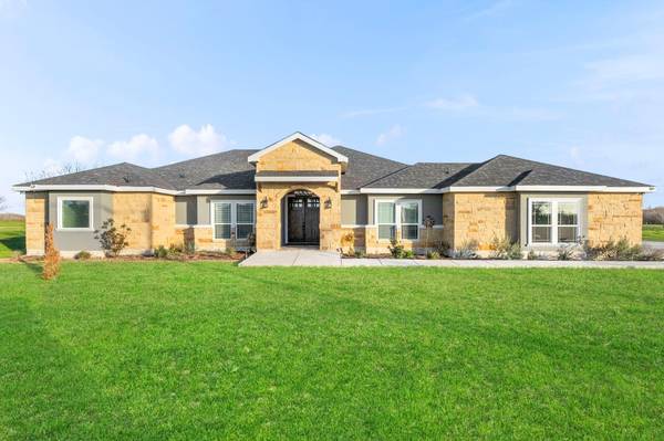 1988 Abbott RD,  Sthedwig,  TX 78152