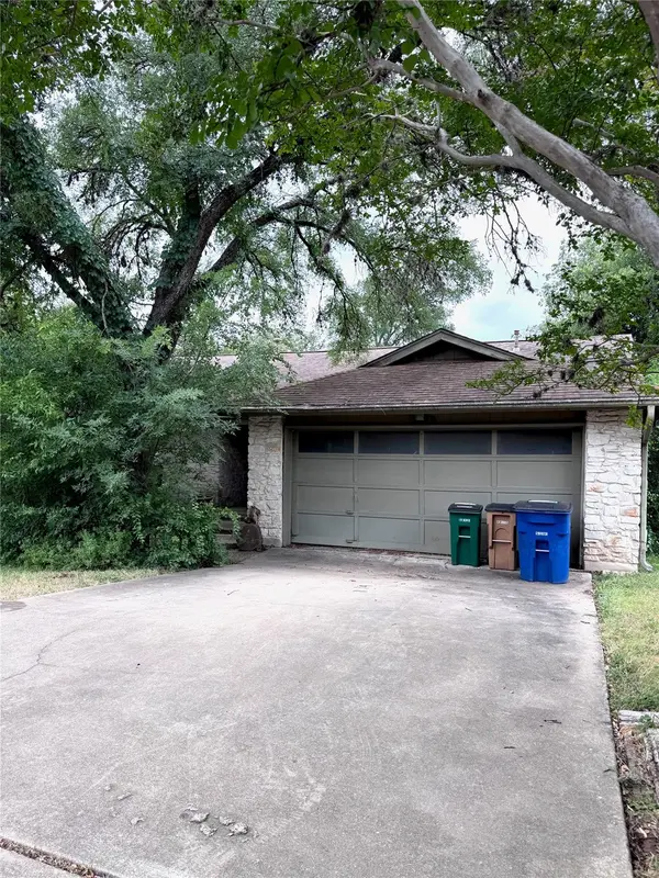 3409 ROSEFINCH TRL, Austin, TX 78746