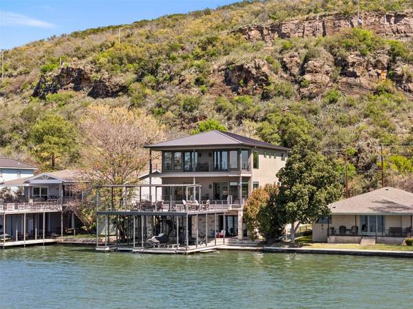 926 Scenic LOOP,  Kingsland,  TX 78639