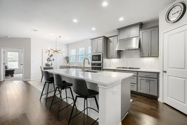 1208 Jacksdaw DR, Austin, TX 78737
