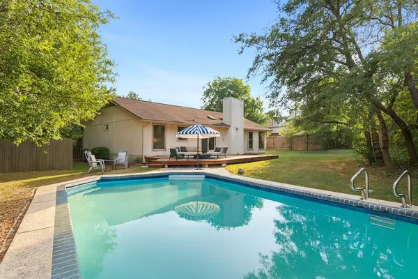9702 Westward DR,  Austin,  TX 78733