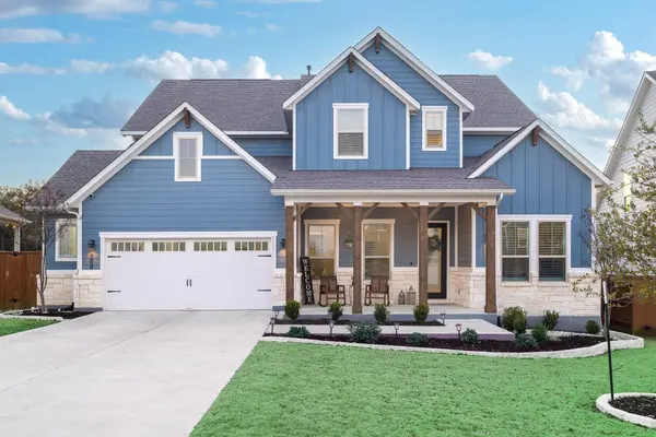 208 Crescent Moon CT, Dripping Springs, TX 78620