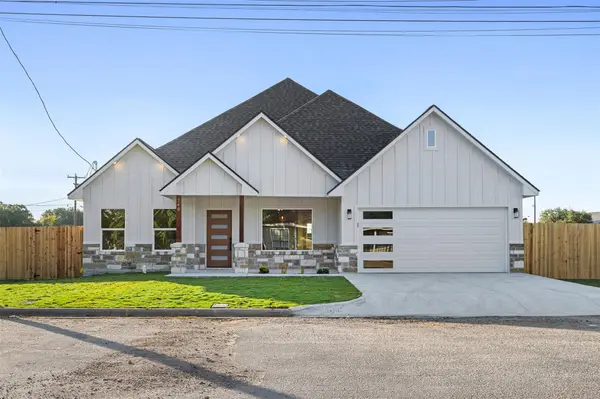 340 Cactus ST, Giddings, TX 78942