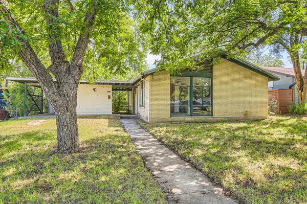 1611 Suffolk DR, Austin, TX 78723