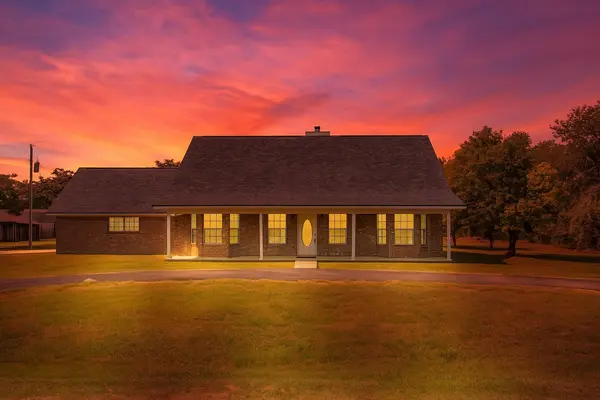 1309 W Bell ST,  Bartlett,  TX 76511