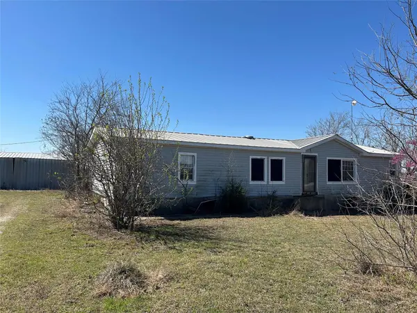 20406 Wilson RD #B,  Coupland,  TX 78615