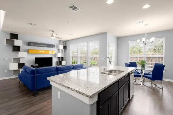 1101 E Parmer LN #329,  Austin,  TX 78753